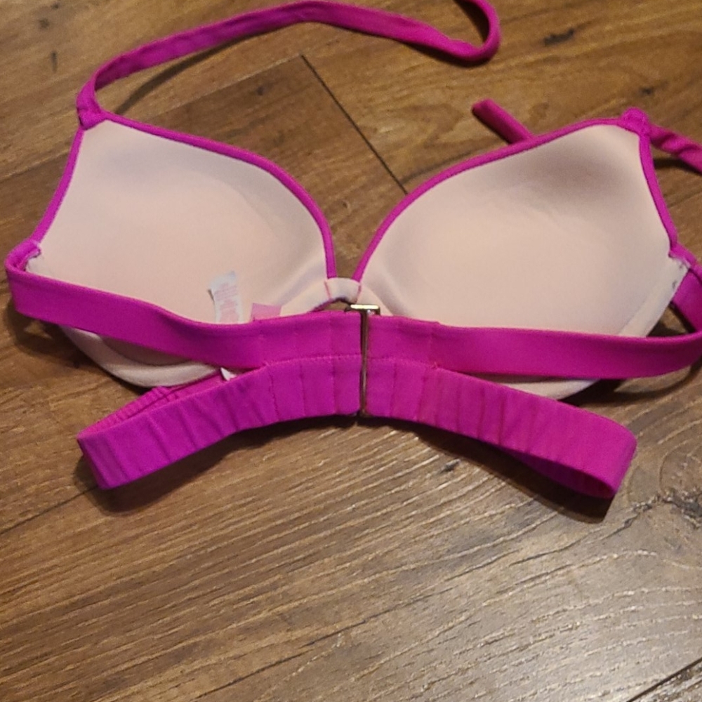 Swim top - Picture 2 of 3